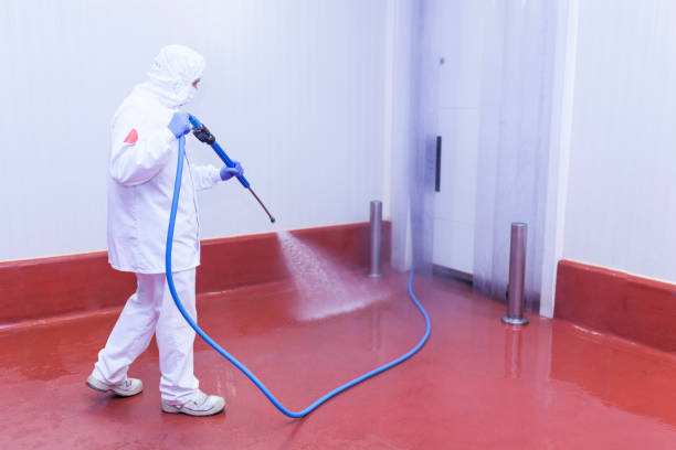 Animal Enclosure Cleaning in Thomasville, GA
